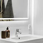 In With Wifi Apartment